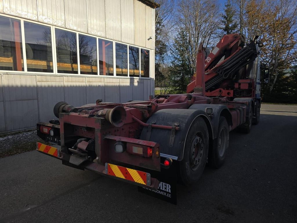 Volvo FM12 420 8X2 HMF 2220 K4 - Camião polibenne: foto 3 Volvo FM12 420 8X2 HMF 2220 K4 - Camião polibenne: foto 3