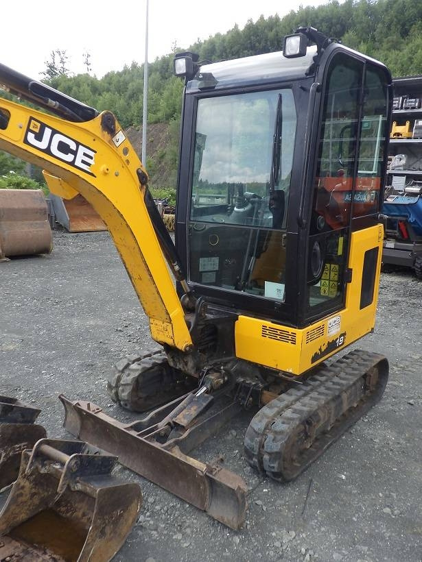 JCB 19 C-1 - Mini escavadeira: foto 2 JCB 19 C-1 - Mini escavadeira: foto 2