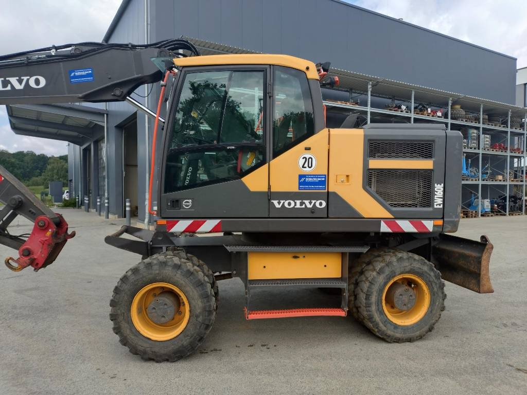 Volvo EW 160 E - Escavadeira de rodas: foto 1 Volvo EW 160 E - Escavadeira de rodas: foto 1