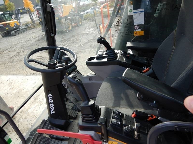 Leasing de Volvo EW 220 E  Volvo EW 220 E: foto 8