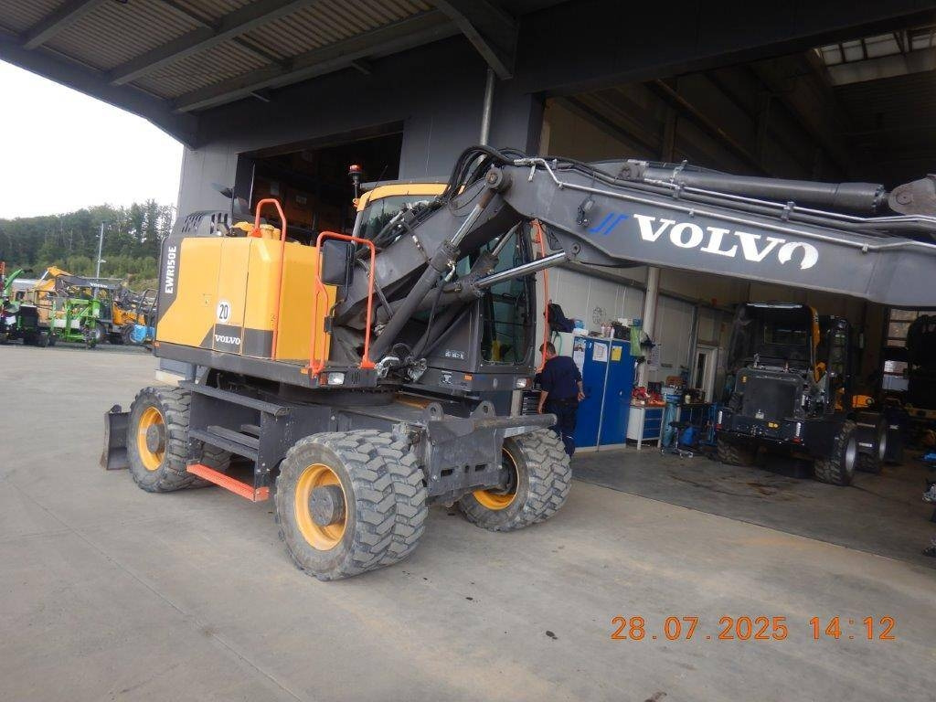 Volvo EWR 150 E - Escavadeira de rodas: foto 2 Volvo EWR 150 E - Escavadeira de rodas: foto 2