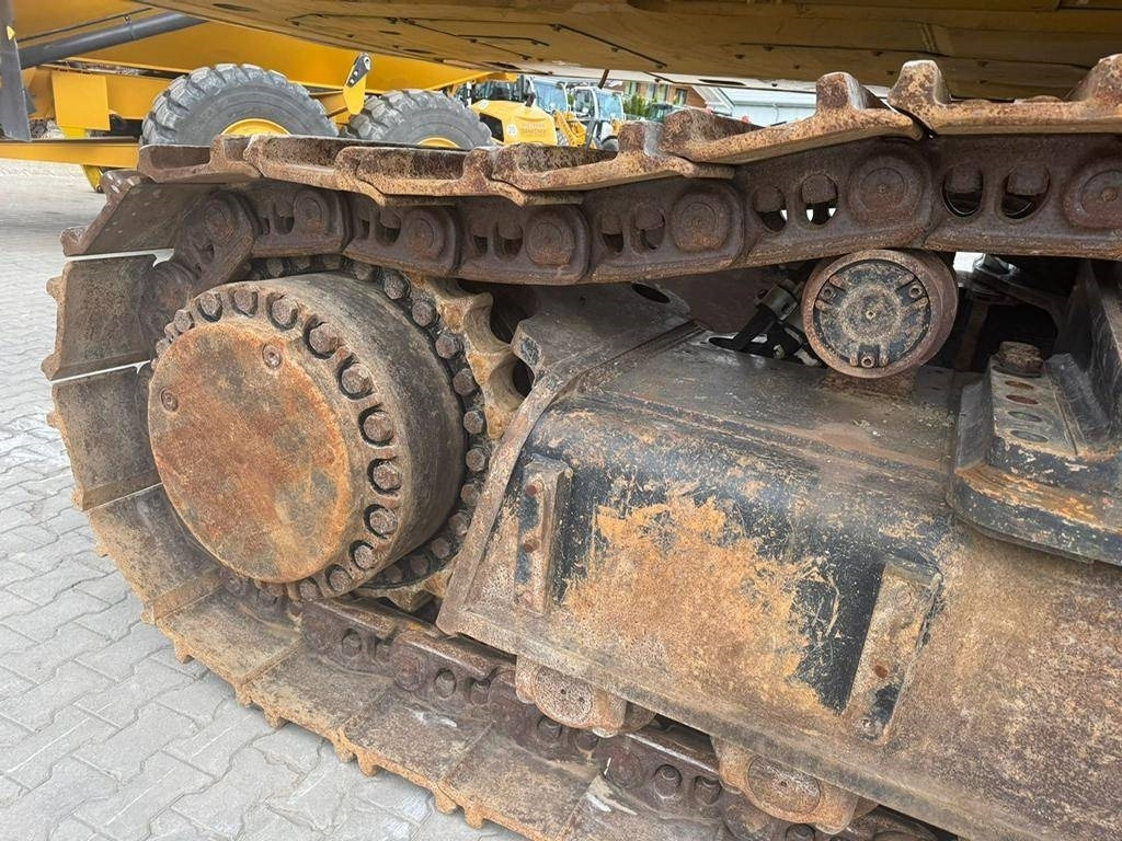 Escavadora de rastos CAT 390 F L ME: foto 16