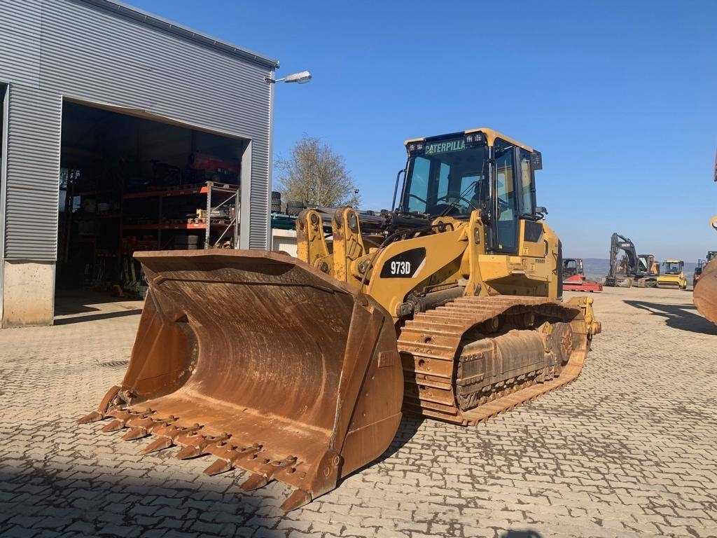 CAT 973 D - Pá carregadoras de rastos: foto 1 CAT 973 D - Pá carregadoras de rastos: foto 1