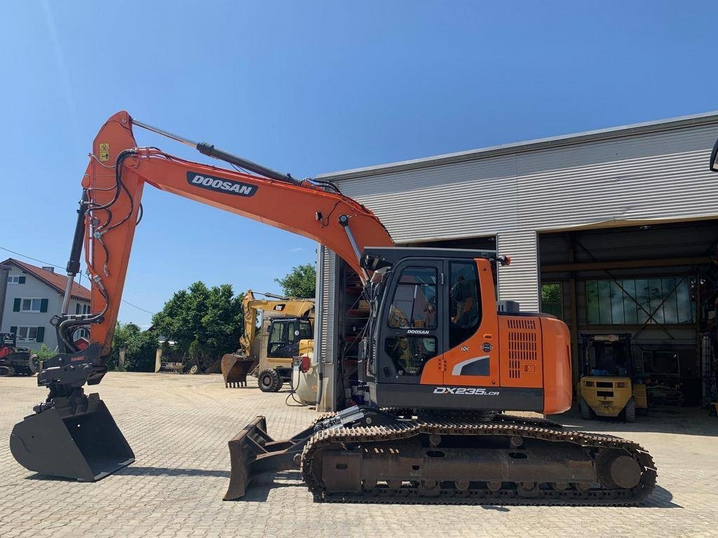 Doosan DX 235 LCR-5 - Escavadora de rastos: foto 2 Doosan DX 235 LCR-5 - Escavadora de rastos: foto 2
