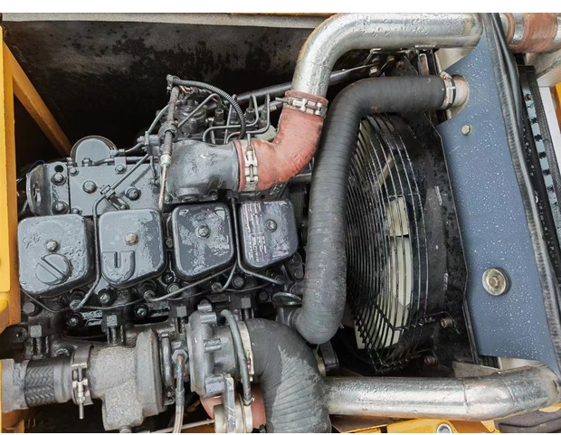 2020 XCMG XE150DA - Escavadora de rastos: foto 4 2020 XCMG XE150DA - Escavadora de rastos: foto 4