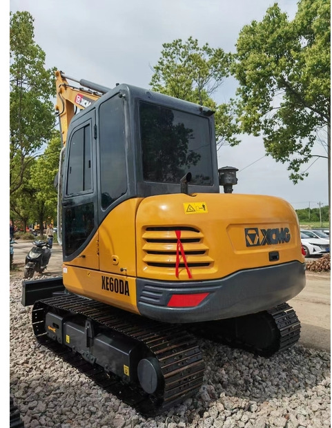 2021 XCMG XE60DA - Escavadora de rastos: foto 2 2021 XCMG XE60DA - Escavadora de rastos: foto 2