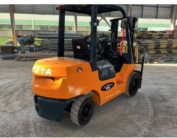 Empilhadeira 2022 Toyota FD30: foto 11
