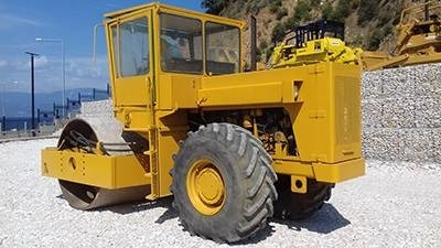 Compactador ABG Puma: foto 6