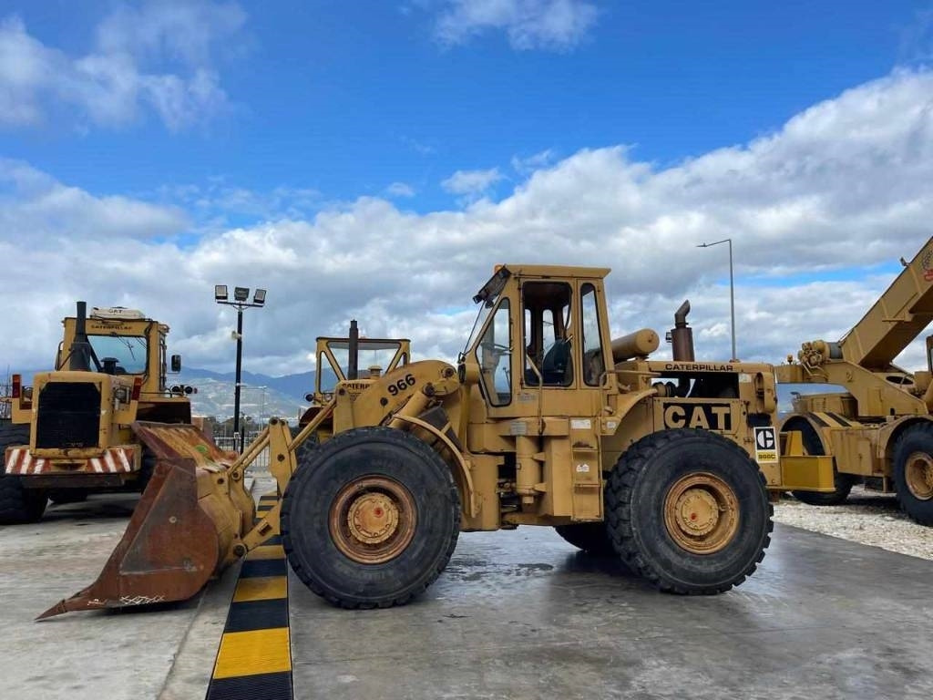 Pá carregadora de rodas CAT 966 C: foto 21