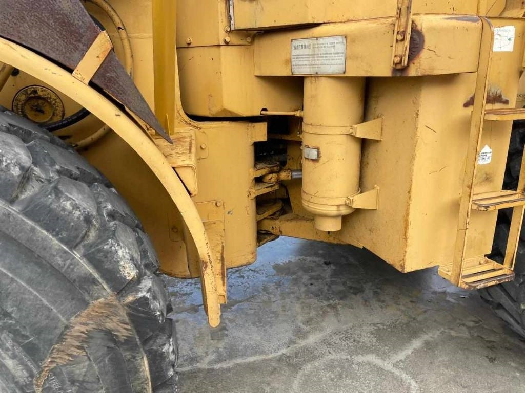 Pá carregadora de rodas CAT 966 C: foto 6