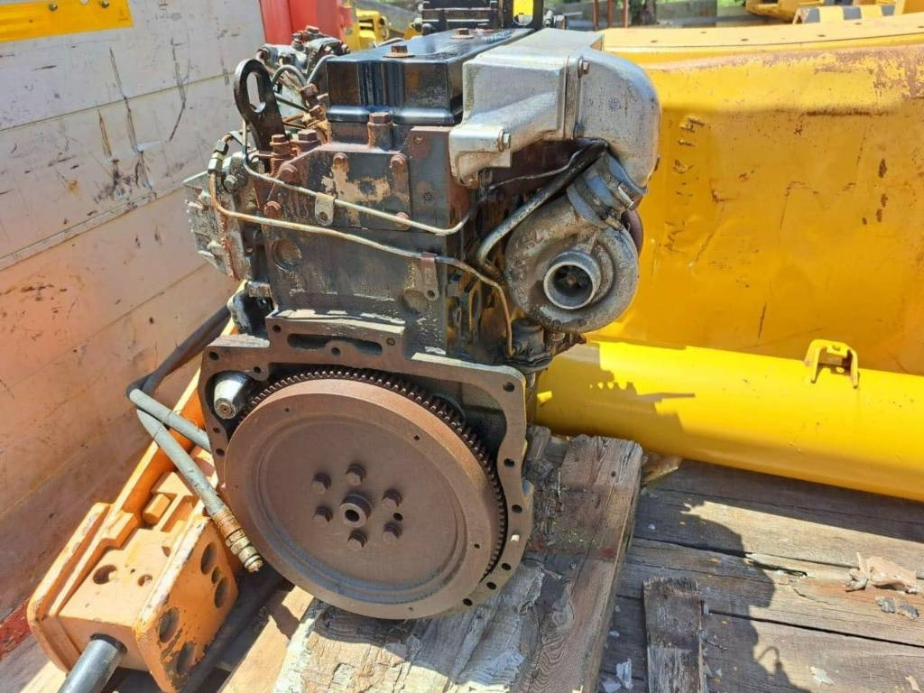 JCB 3CXT - Motor por Camião: foto 2 JCB 3CXT - Motor por Camião: foto 2