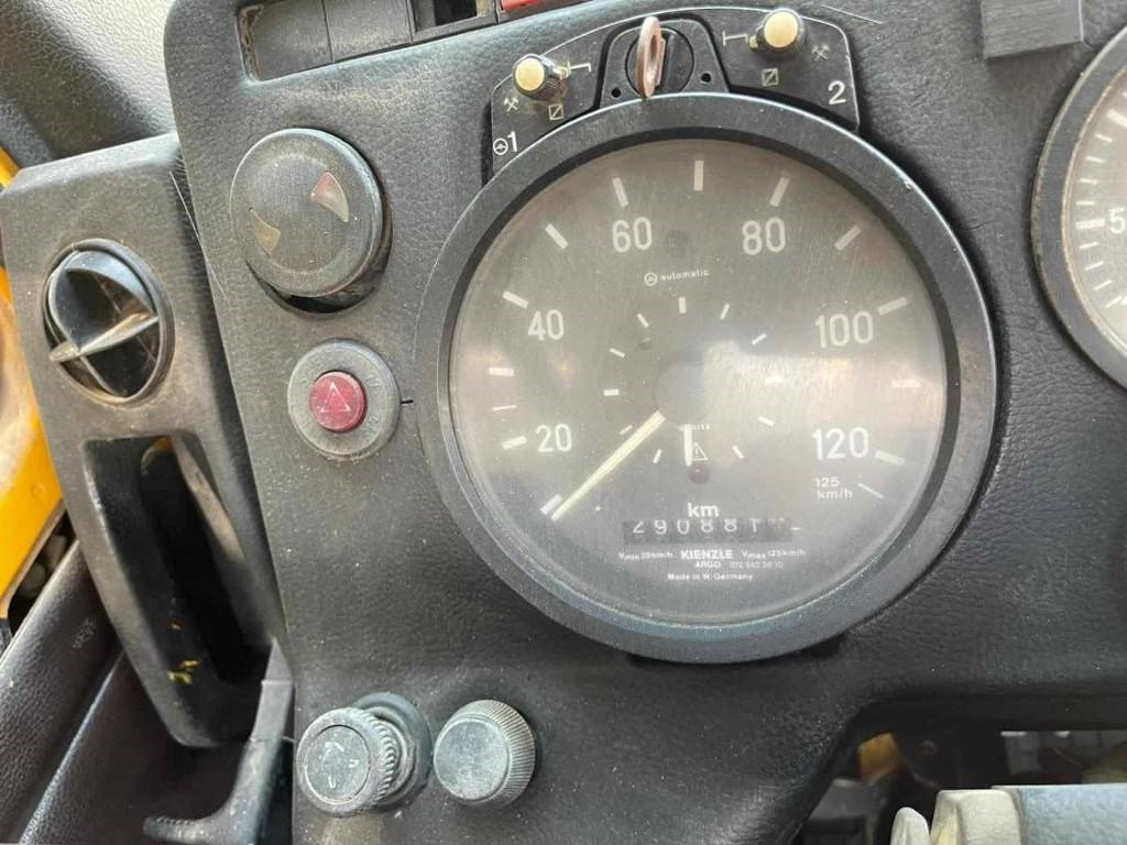 Mercedes-Benz 3229 V8 8X4 - Camião betoneira: foto 3 Mercedes-Benz 3229 V8 8X4 - Camião betoneira: foto 3