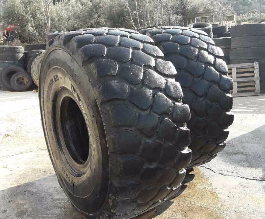 Michelin 29,5R25 X-SUPER TERRAIN /AD - Pneu: foto 3 Michelin 29,5R25 X-SUPER TERRAIN /AD - Pneu: foto 3