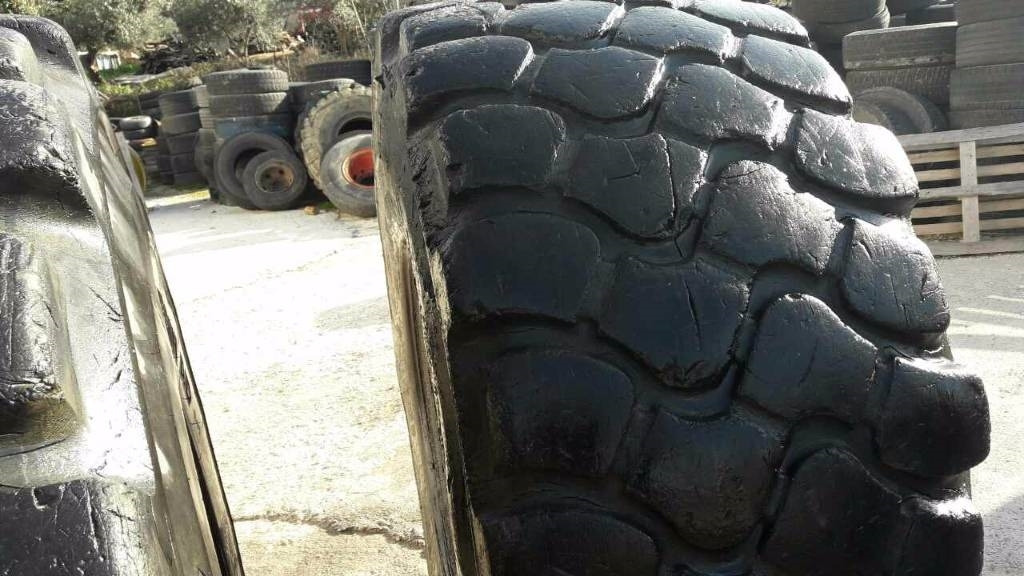 Pneu Michelin 29,5R25 X-SUPER TERRAIN /AD: foto 14