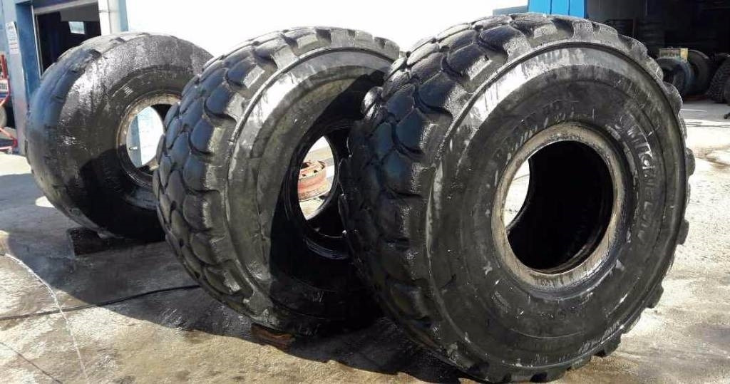 Pneu Michelin 29,5R25 X-SUPER TERRAIN /AD: foto 18
