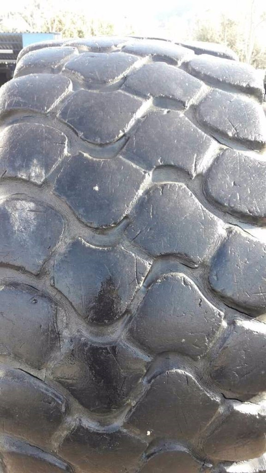 Pneu Michelin 29,5R25 X-SUPER TERRAIN /AD: foto 6