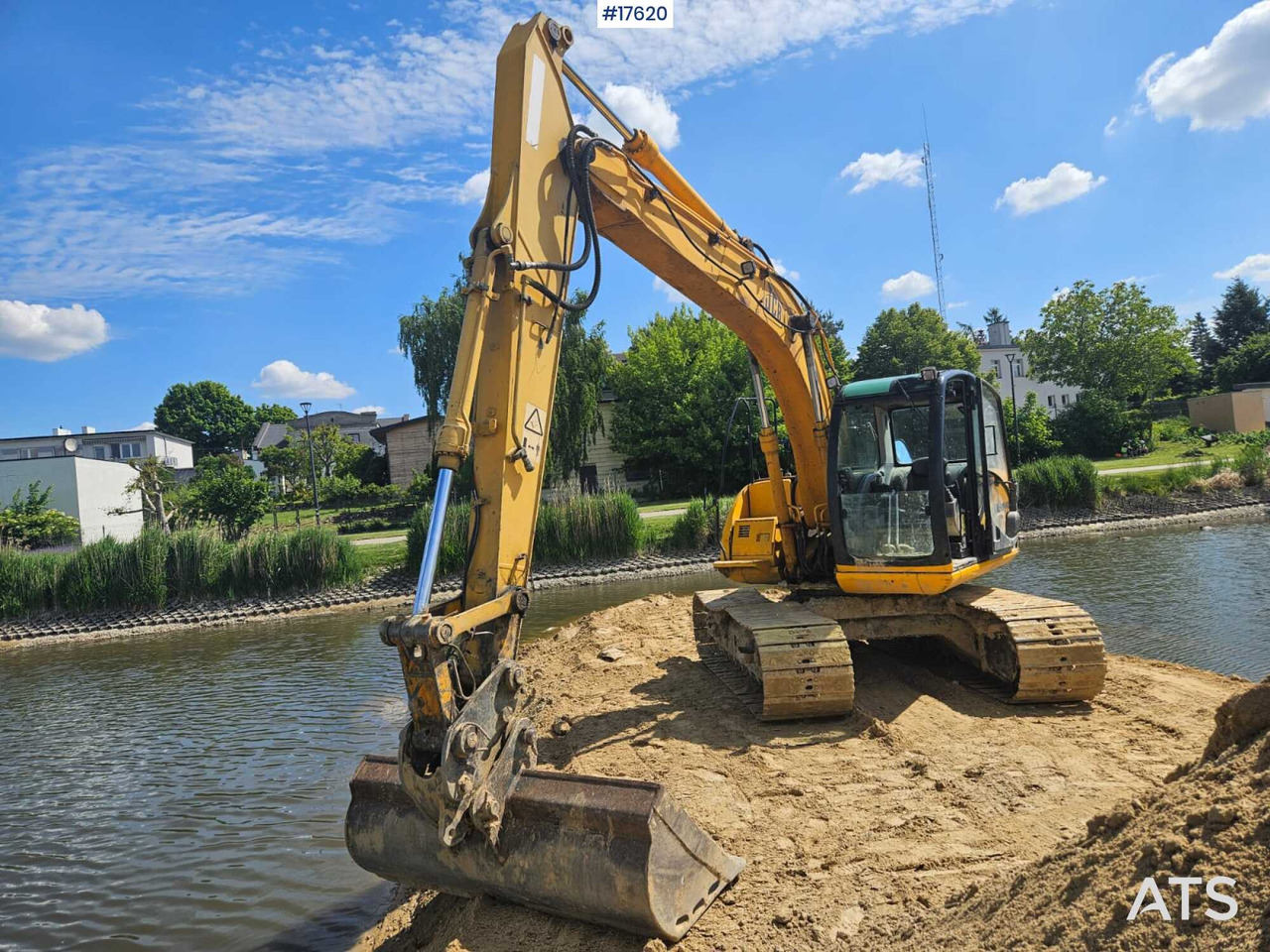 2005 Jcb JS 130 - Escavadora de rastos: foto 2 2005 Jcb JS 130 - Escavadora de rastos: foto 2