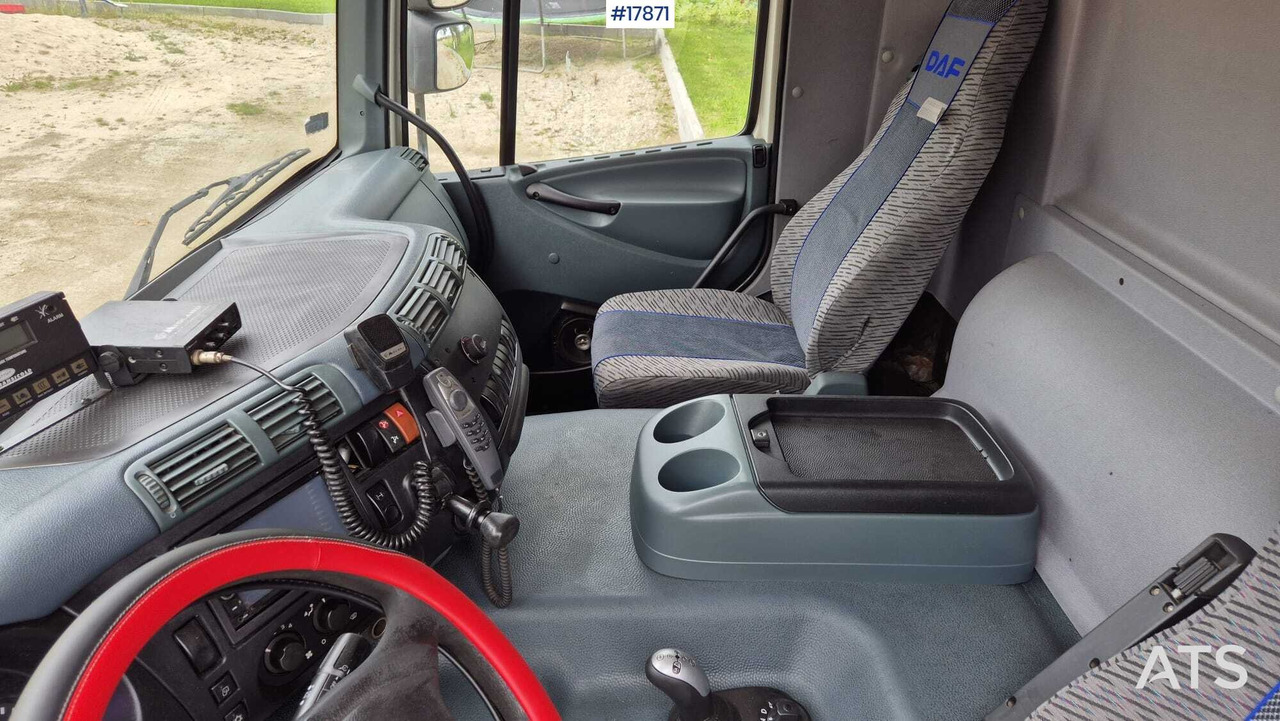 Camião frigorífico 2006 DAF CF 75.250: foto 19