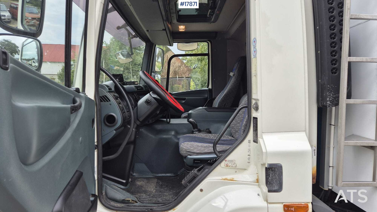 Camião frigorífico 2006 DAF CF 75.250: foto 16