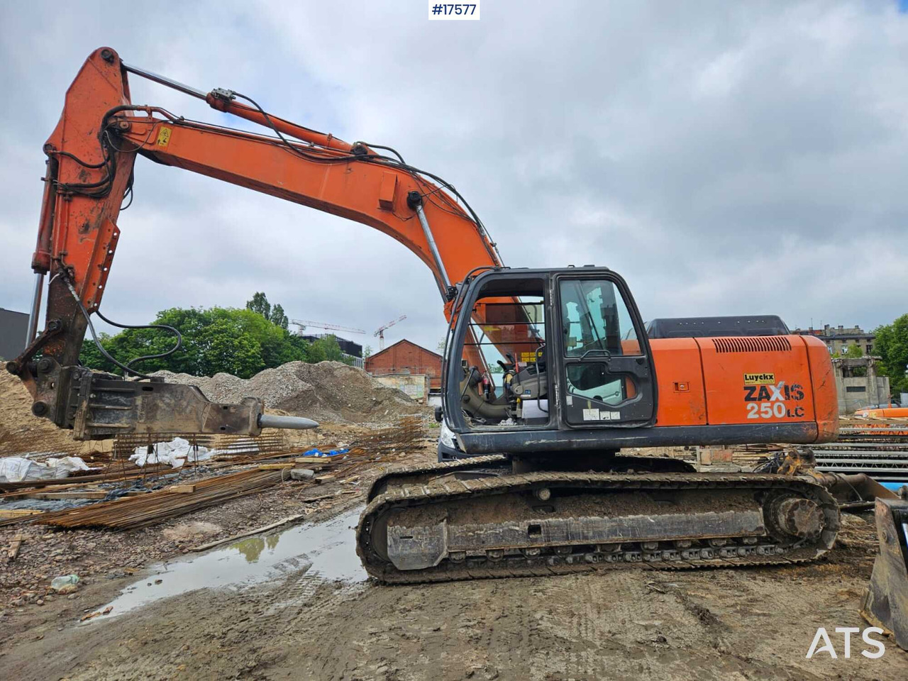 2011 Hitachi Zaxis 250 LC - Escavadora de rastos: foto 1 2011 Hitachi Zaxis 250 LC - Escavadora de rastos: foto 1
