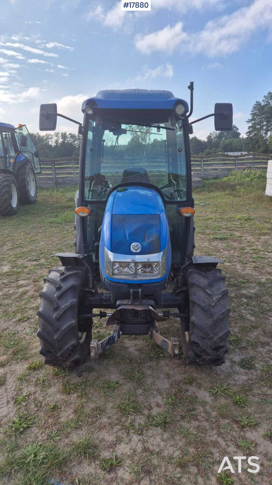 2011 New Holland T 3040 - Mini trator: foto 2 2011 New Holland T 3040 - Mini trator: foto 2