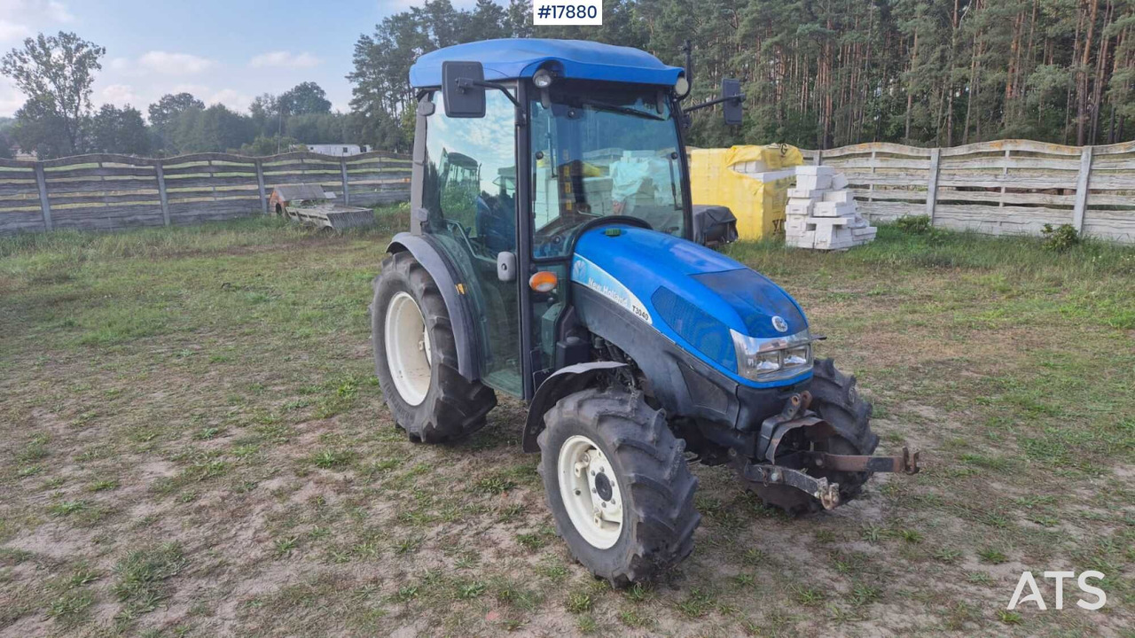 2011 New Holland T 3040 - Mini trator: foto 1 2011 New Holland T 3040 - Mini trator: foto 1