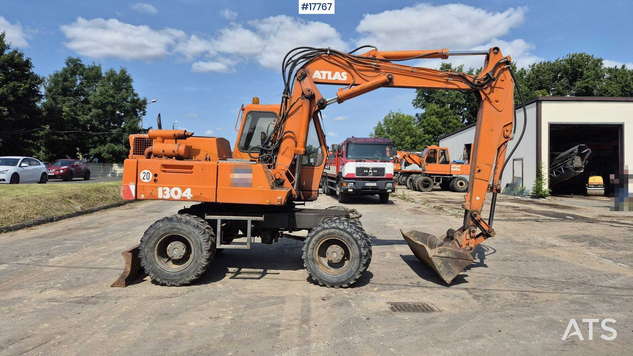 ATLAS 1304 wheeled excavator (1993) - Escavadeira de rodas: foto 4 ATLAS 1304 wheeled excavator (1993) - Escavadeira de rodas: foto 4