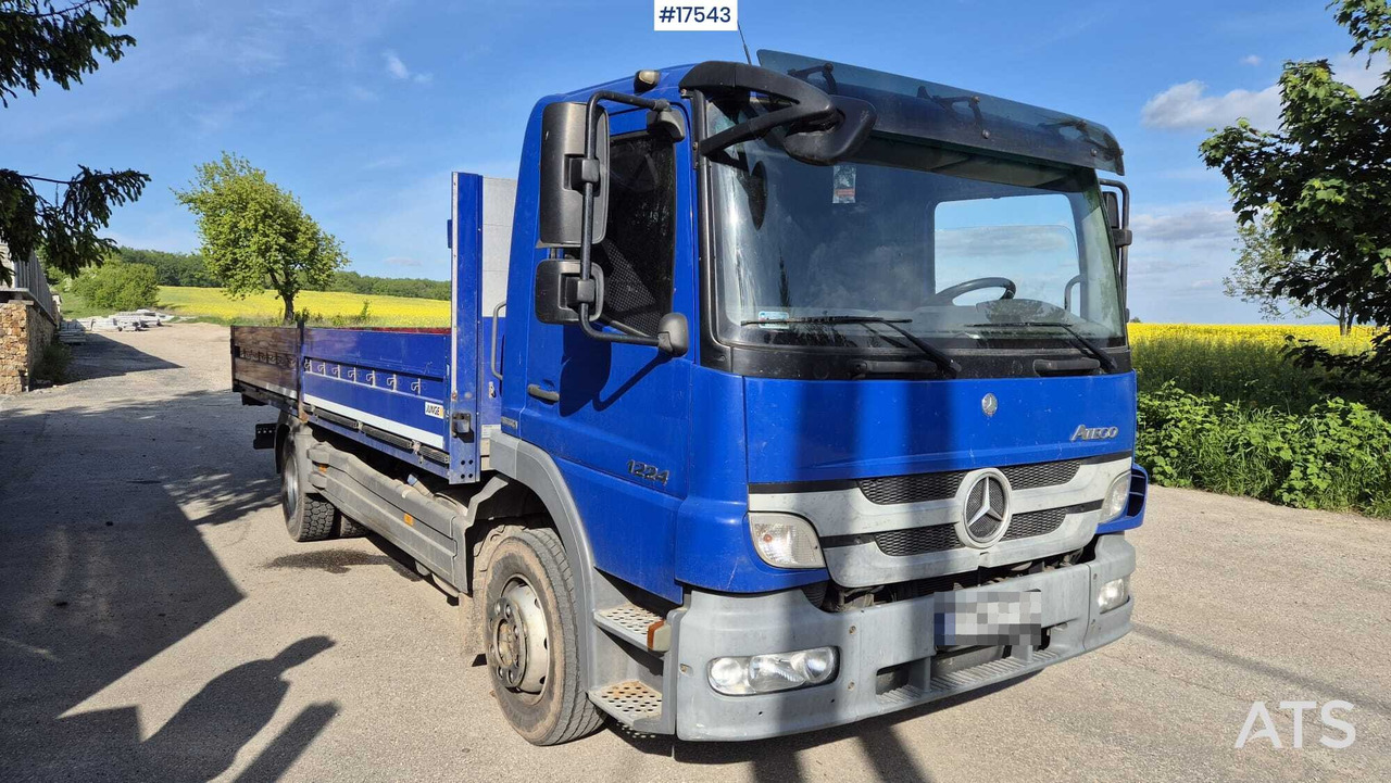 Box truck Mercedes-Benz ATEGO 1224 (2011) - Camião de caixa aberta/ Plataforma: foto 1 Box truck Mercedes-Benz ATEGO 1224 (2011) - Camião de caixa aberta/ Plataforma: foto 1