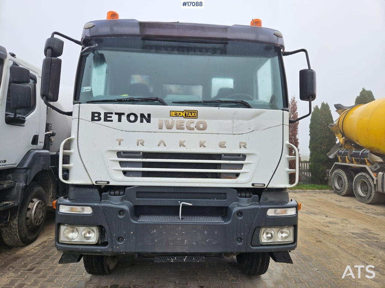 Concrete pump CIFA Magnum MK 28,4 IVECO 8x4 (2006) - Autobomba de betão: foto 4 Concrete pump CIFA Magnum MK 28,4 IVECO 8x4 (2006) - Autobomba de betão: foto 4