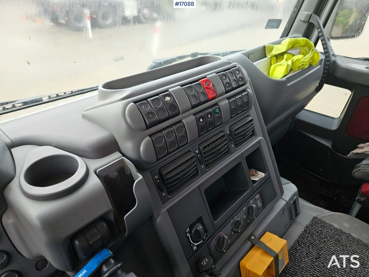 Autobomba de betão Concrete pump CIFA Magnum MK 28,4  IVECO 8x4 (2006): foto 19