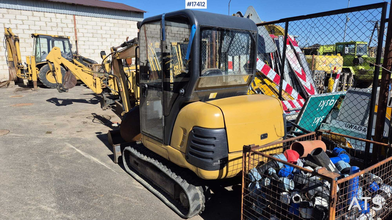Mini excavator CATERPILLAR 302.5 (2004) two buckets, quick couplers. - Mini escavadeira: foto 5 Mini excavator CATERPILLAR 302.5 (2004) two buckets, quick couplers. - Mini escavadeira: foto 5