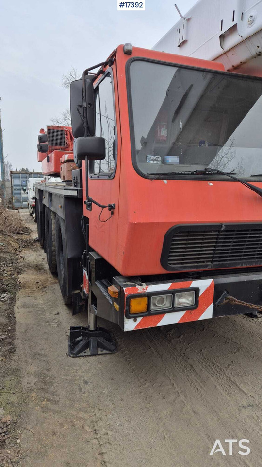 Mobile Crane GROVE GMK 3050 (2001) - Grua móvel: foto 2 Mobile Crane GROVE GMK 3050 (2001) - Grua móvel: foto 2