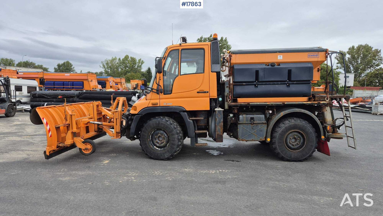 Veículo limpa-neves Płógopiaskarka Mercedes-Benz UNIMOG U300 (2001): foto 9