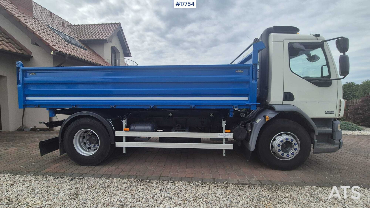 Two-axle tipper DAF LF 55.300 (2013) - Camião basculante: foto 3 Two-axle tipper DAF LF 55.300 (2013) - Camião basculante: foto 3
