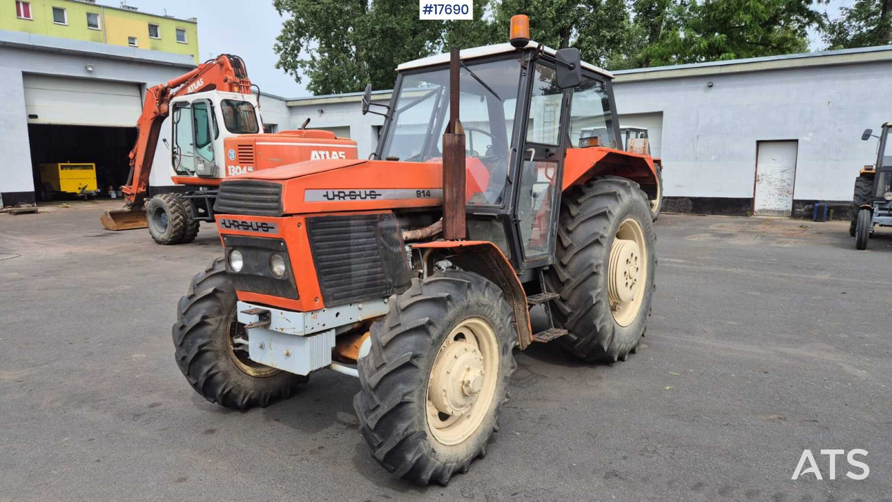 URSUS 914 tractor (1989) - Trator: foto 1 URSUS 914 tractor (1989) - Trator: foto 1