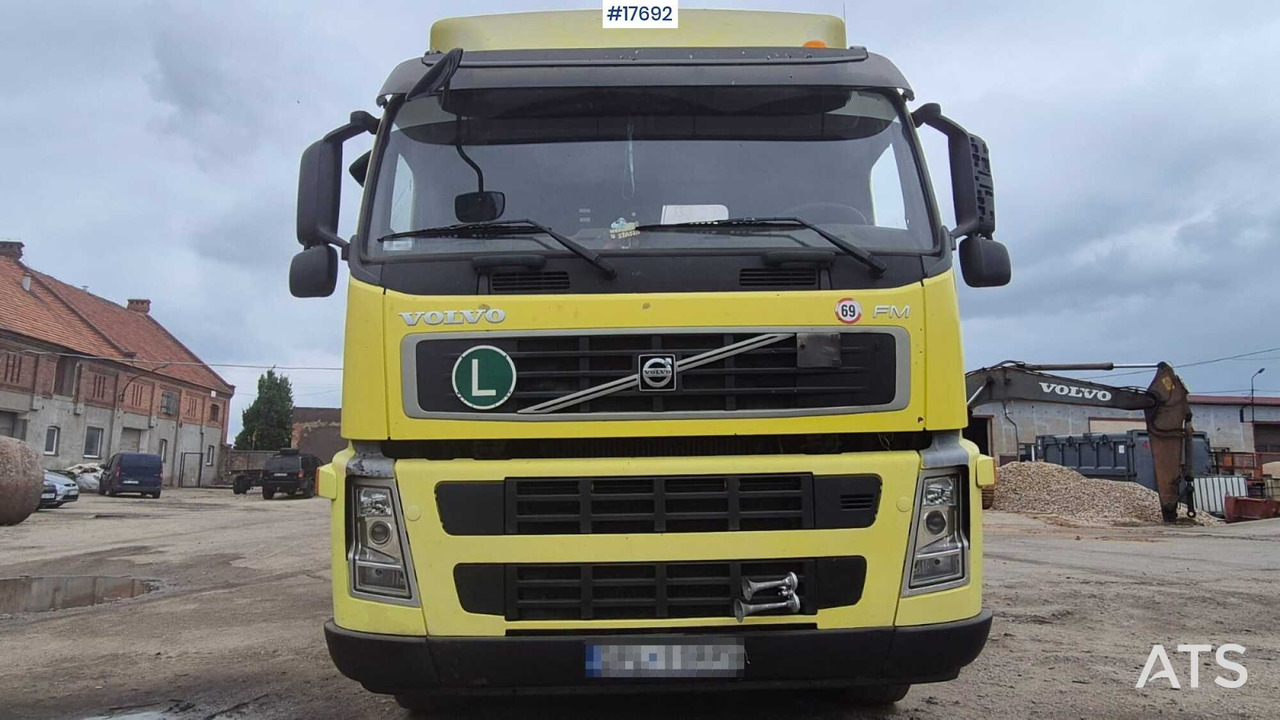 VOLVO FM 440 EURO 5 hooklift (2009) - Camião polibenne: foto 3 VOLVO FM 440 EURO 5 hooklift (2009) - Camião polibenne: foto 3