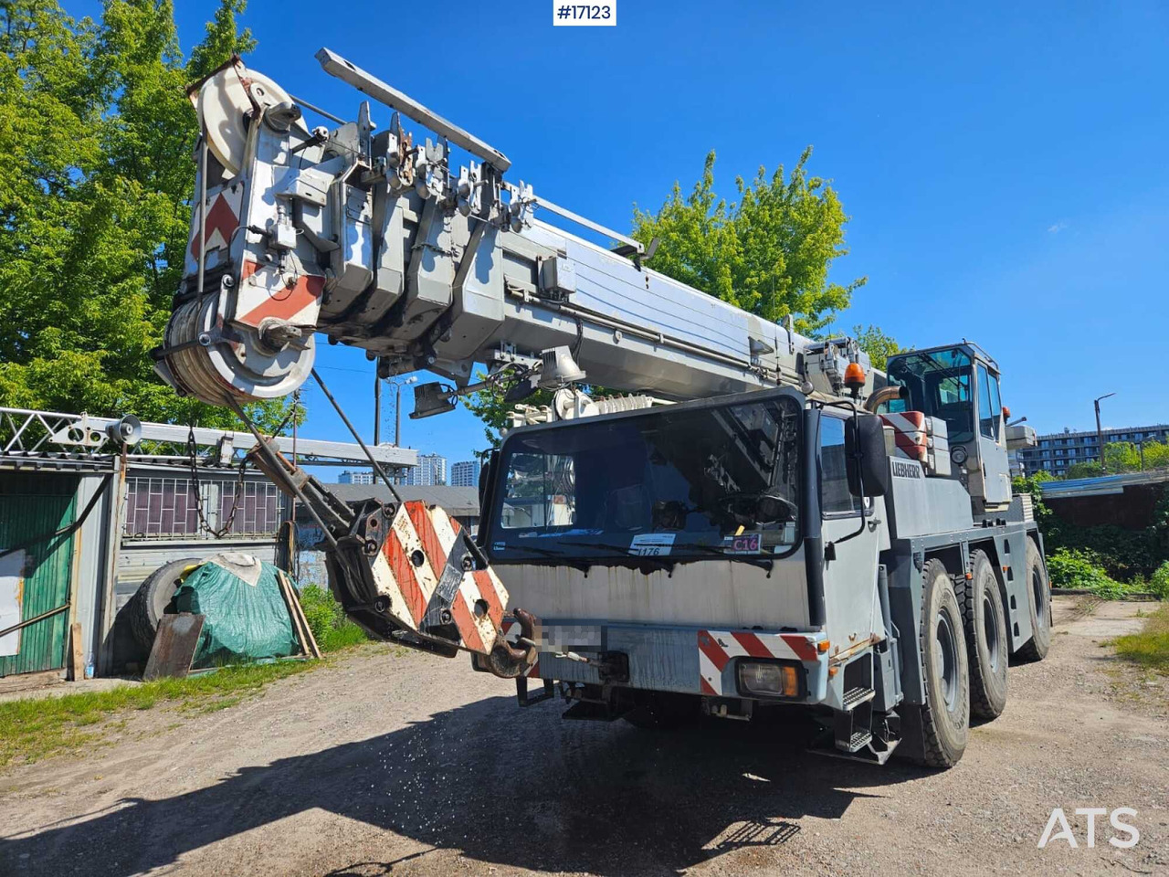 Żuraw samochodowy Liebherr 1050-1 (1995) - Camião grua: foto 1 Żuraw samochodowy Liebherr 1050-1 (1995) - Camião grua: foto 1