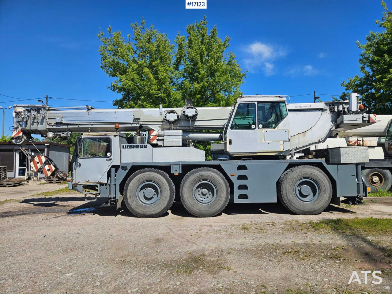 Żuraw samochodowy Liebherr 1050-1 (1995) - Camião grua: foto 5 Żuraw samochodowy Liebherr 1050-1 (1995) - Camião grua: foto 5