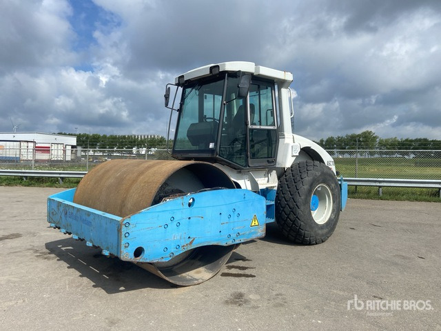 2007 Ammann ASC110 Combination Roller - Triturador de martelos/ Destroçador: foto 1 2007 Ammann ASC110 Combination Roller - Triturador de martelos/ Destroçador: foto 1
