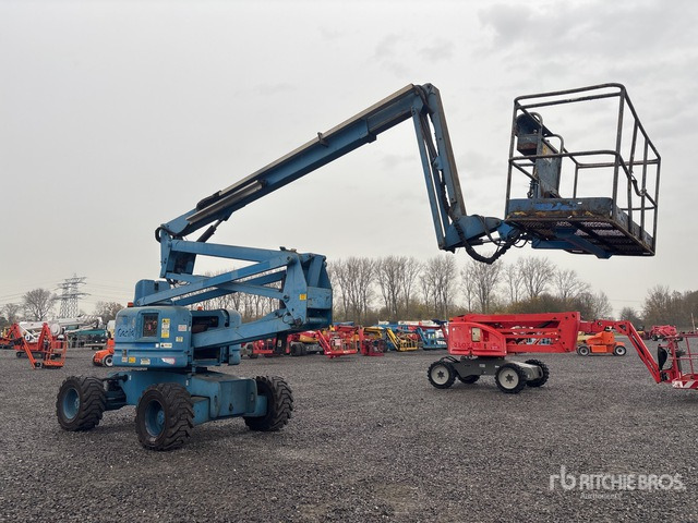 2007 Genie Z-60/34 4WD Diesel Articulating Boom Lift - Plataforma articulada: foto 3 2007 Genie Z-60/34 4WD Diesel Articulating Boom Lift - Plataforma articulada: foto 3