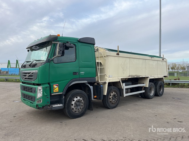 2010 Volvo FM420 8x4 Twin-Steer Sleeper Quad/A Dump Truck - Camião basculante: foto 3 2010 Volvo FM420 8x4 Twin-Steer Sleeper Quad/A Dump Truck - Camião basculante: foto 3