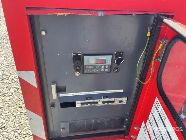 2012 Atlas Copco QAS40 40 kVA Skid-Mounted Generator Set - Gerador elétrico: foto 5 2012 Atlas Copco QAS40 40 kVA Skid-Mounted Generator Set - Gerador elétrico: foto 5