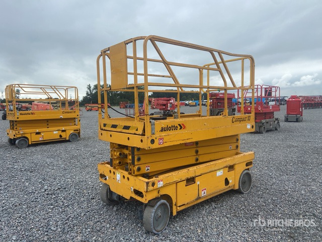 2012 Haulotte Compact 10 Electric Scissor Lift - Plataforma de Tijera/ Plataforma de tesoura: foto 1 2012 Haulotte Compact 10 Electric Scissor Lift - Plataforma de Tijera/ Plataforma de tesoura: foto 1