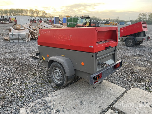2014 Atlas Copco XAS87 Mobile (Inoperable) Air Compressor - Compressor de ar: foto 4 2014 Atlas Copco XAS87 Mobile (Inoperable) Air Compressor - Compressor de ar: foto 4
