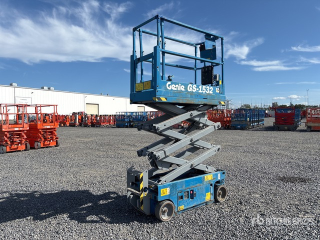 2014 Genie GS-1532 Electric Scissor Lift - Plataforma de Tijera/ Plataforma de tesoura: foto 3 2014 Genie GS-1532 Electric Scissor Lift - Plataforma de Tijera/ Plataforma de tesoura: foto 3