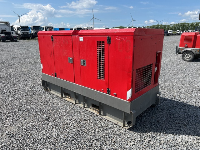 2015 Atlas Copco QAS100 100 KvA Generator Set - Gerador elétrico: foto 1 2015 Atlas Copco QAS100 100 KvA Generator Set - Gerador elétrico: foto 1