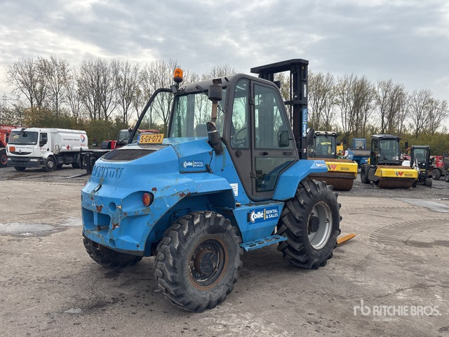 2015 Manitou M30-4 4x4 Rough Terrain Forklift - Empilhador todo-o-terreno: foto 3 2015 Manitou M30-4 4x4 Rough Terrain Forklift - Empilhador todo-o-terreno: foto 3