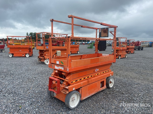 2015 Skyjack SJIII 3220 Electric (Inoperable) Scissor Lift - Plataforma de Tijera/ Plataforma de tesoura: foto 2 2015 Skyjack SJIII 3220 Electric (Inoperable) Scissor Lift - Plataforma de Tijera/ Plataforma de tesoura: foto 2