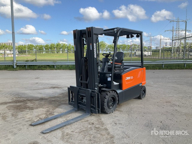 2023 Doosan B35X-7 PLUS (Unused) Electric Forklift - Empilhadeira elétrica: foto 1 2023 Doosan B35X-7 PLUS (Unused) Electric Forklift - Empilhadeira elétrica: foto 1