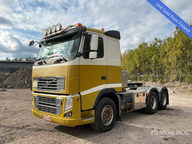 2012 Volvo FH16-600 6x4 T/A Sleeper Truck Tractor - Tractor: foto 2 2012 Volvo FH16-600 6x4 T/A Sleeper Truck Tractor - Tractor: foto 2